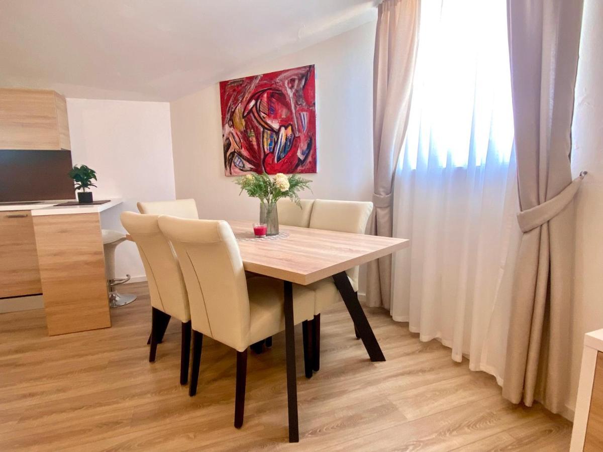 ז'אבוריץ' Golden Apartments מראה חיצוני תמונה