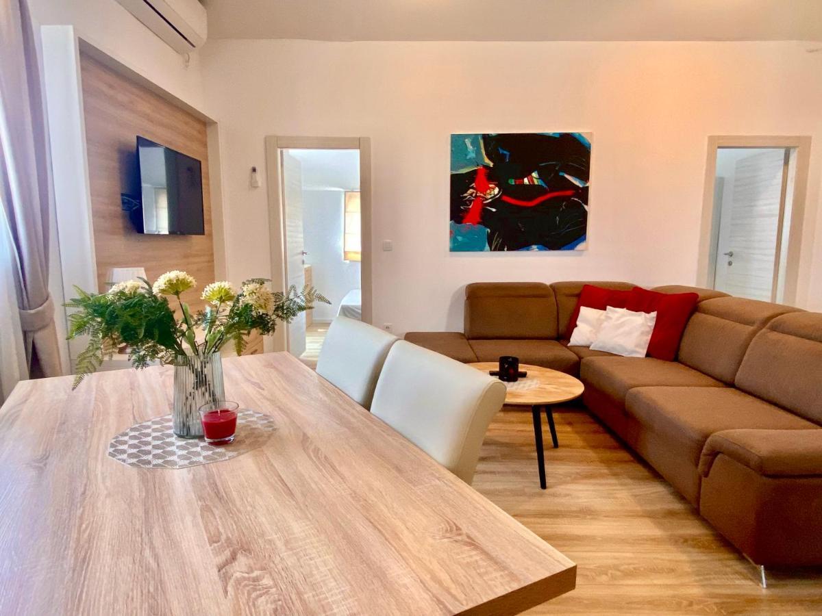 ז'אבוריץ' Golden Apartments מראה חיצוני תמונה