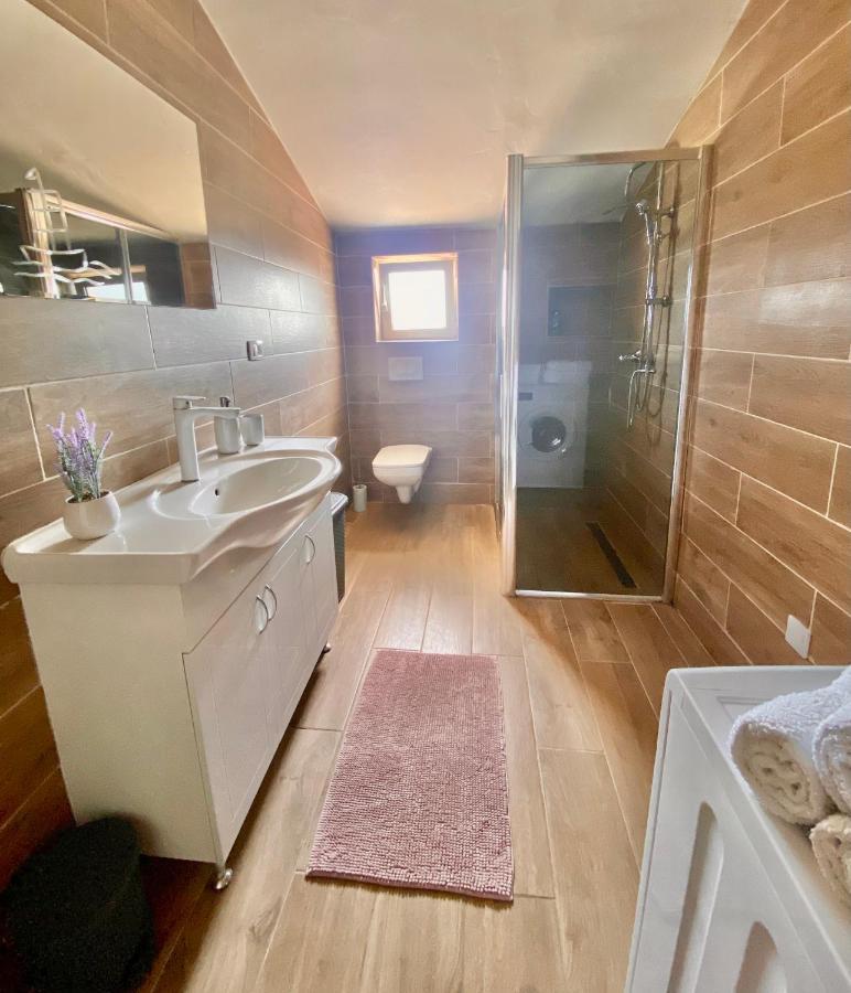 ז'אבוריץ' Golden Apartments מראה חיצוני תמונה