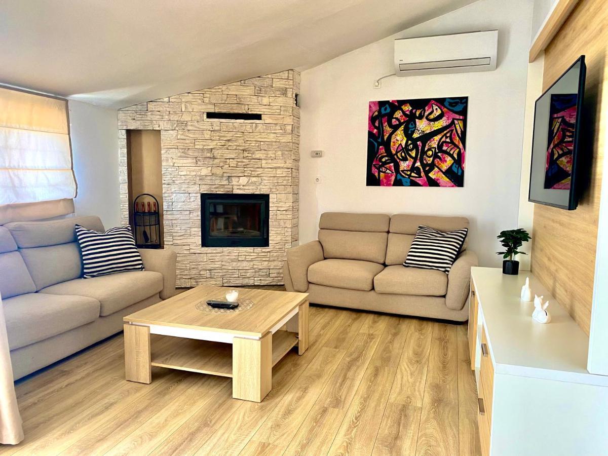 ז'אבוריץ' Golden Apartments מראה חיצוני תמונה